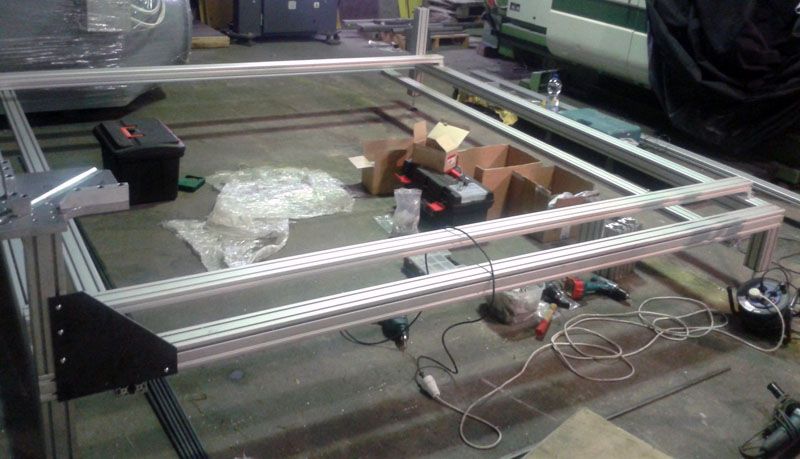 Gépvázak építése, munkapadok építése - Szele-Tech